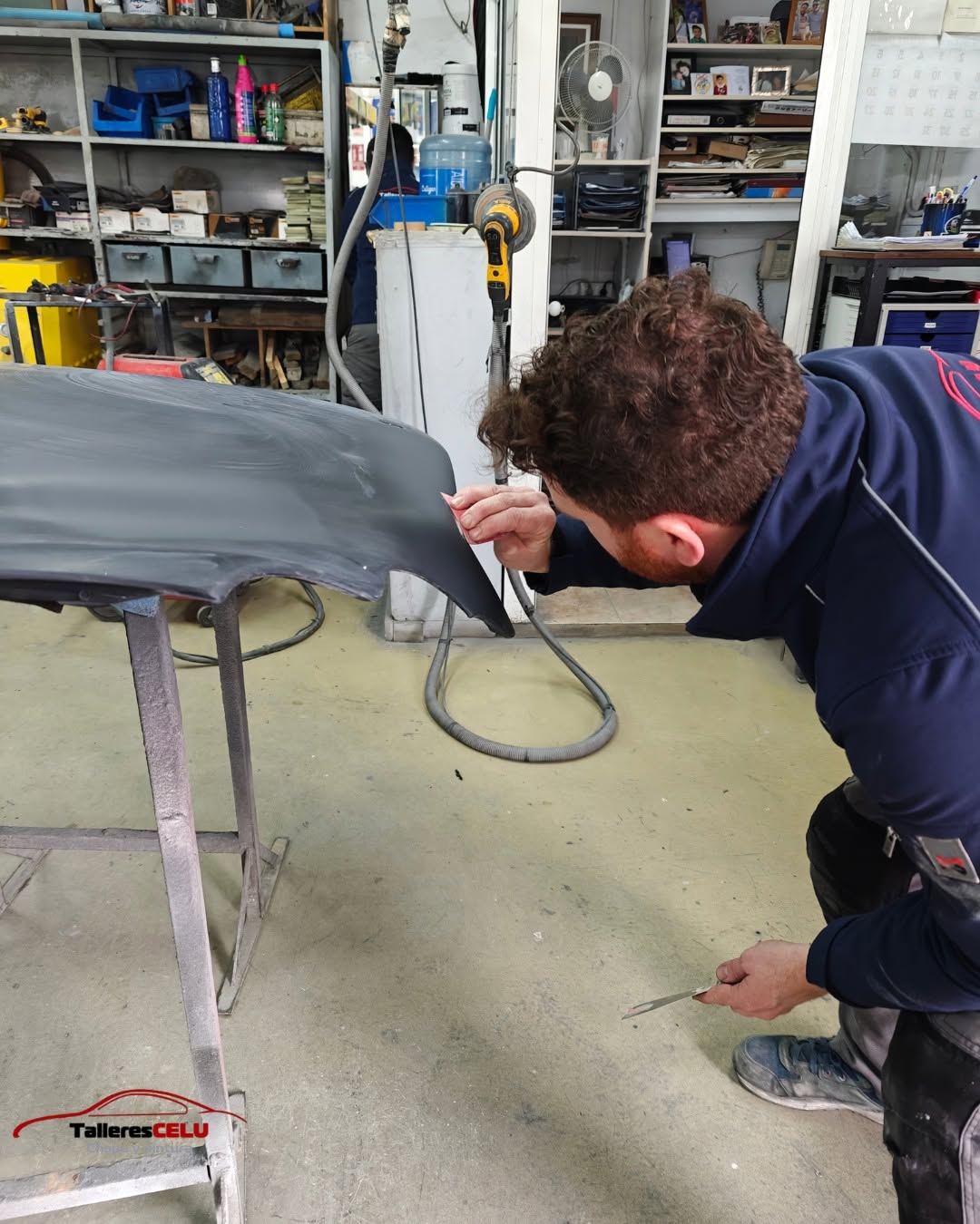 Trabajo de chapa y pintura